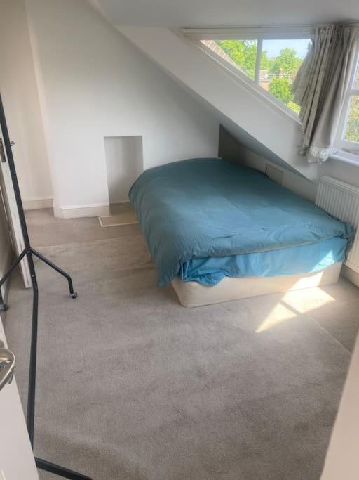 Apartamento Cosy Attic Flat With Views Londres